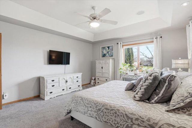 3034 Saddle Brooke Trail, Sun Prairie, WI 53590