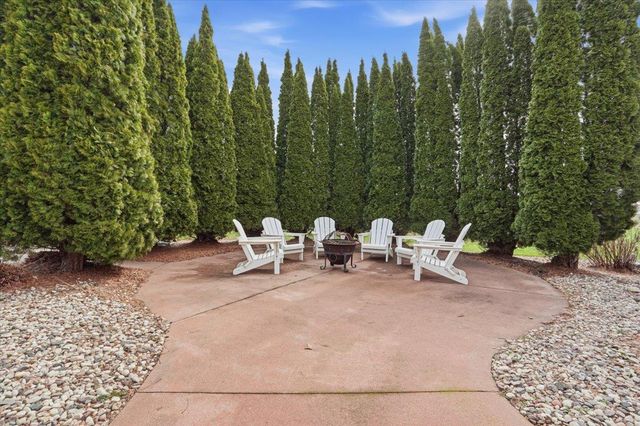 3034 Saddle Brooke Trail, Sun Prairie, WI 53590