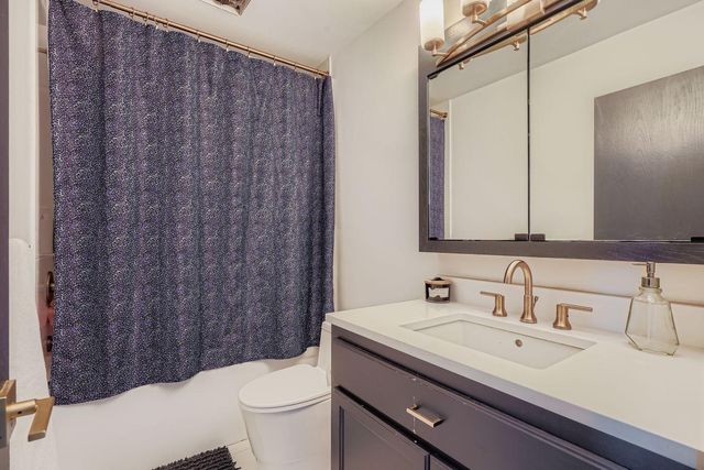 7511 Harold Avenue, Golden Valley, MN 55427