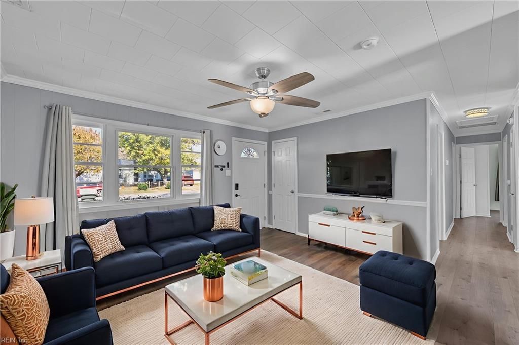 1814 Somerville DR, Hampton, VA 23663