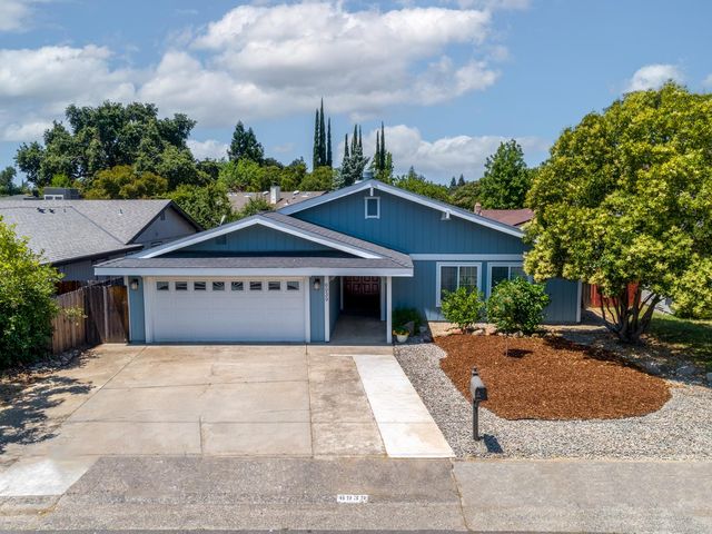 6939 Cross Dr, Orangevale, CA 95662