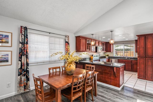 6939 Cross Dr, Orangevale, CA 95662