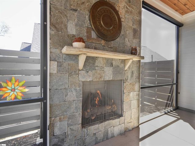 134 Winding Rock Road, Simpsonville, SC 29680