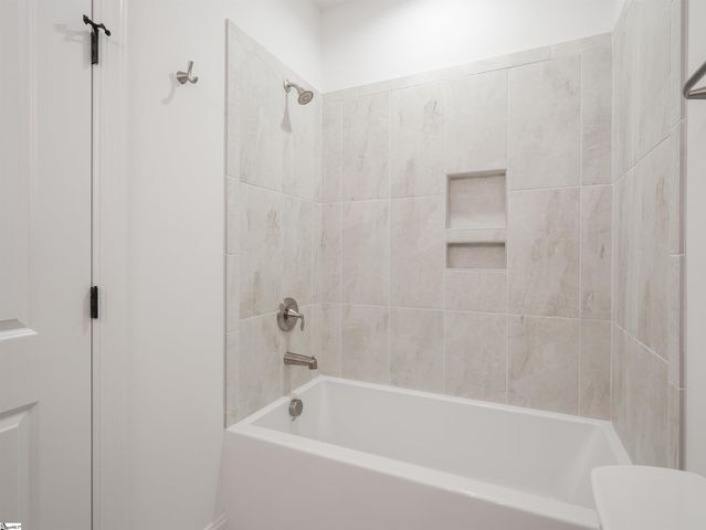 134 Winding Rock Road, Simpsonville, SC 29680