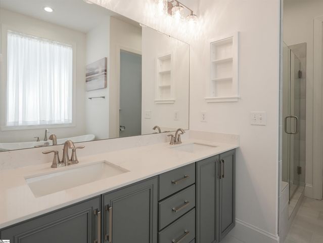 134 Winding Rock Road, Simpsonville, SC 29680