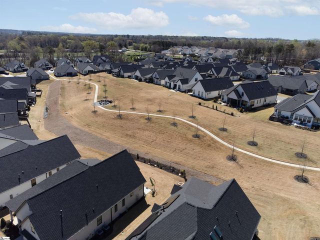 134 Winding Rock Road, Simpsonville, SC 29680