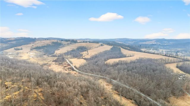 275 NEWMAN ROAD, Buffalo Twp, PA 15323