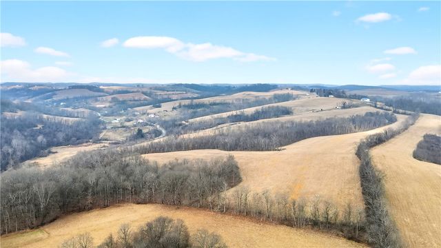 275 NEWMAN ROAD, Buffalo Twp, PA 15323