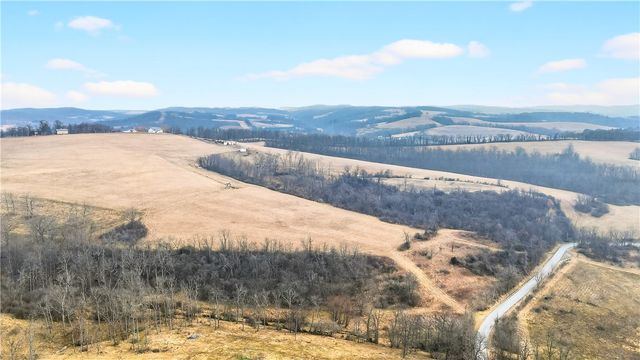 275 NEWMAN ROAD, Buffalo Twp, PA 15323