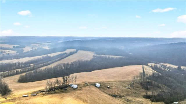 275 NEWMAN ROAD, Buffalo Twp, PA 15323