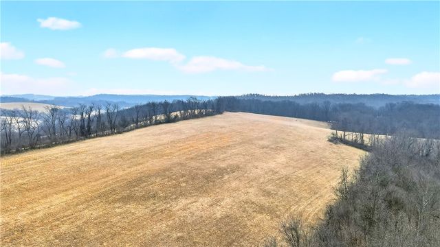 275 NEWMAN ROAD, Buffalo Twp, PA 15323