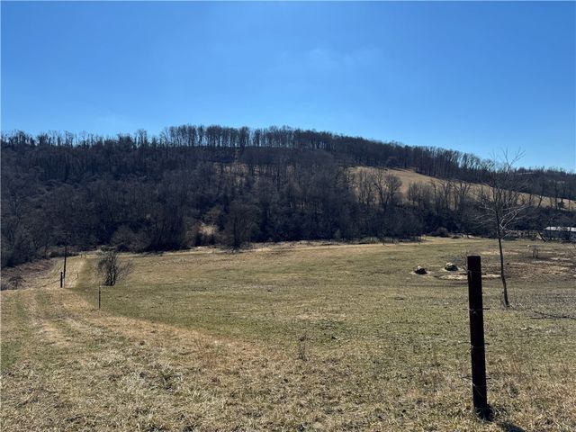 275 NEWMAN ROAD, Buffalo Twp, PA 15323