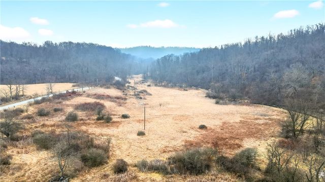 275 NEWMAN ROAD, Buffalo Twp, PA 15323