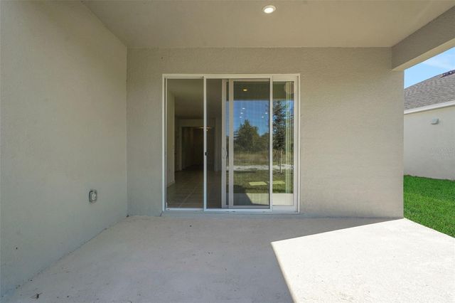 240 MEREDITH BOULEVARD, Winter Haven, FL 33881