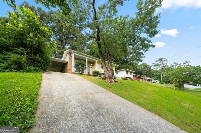 2510 Brentwood Court, Decatur, GA 30032