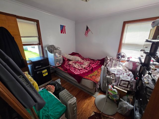 17821 Escanaba Avenue, Lansing, IL 60438