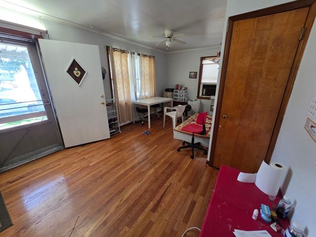 17821 Escanaba Avenue, Lansing, IL 60438