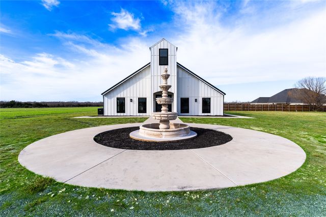 1012 Fm 36 N, Greenville, TX 75401