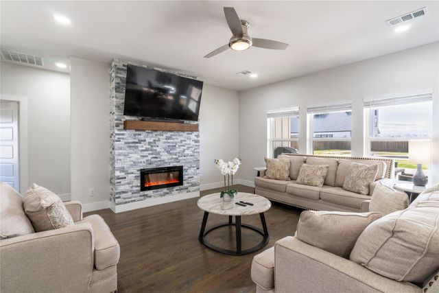 1012 Fm 36 N, Greenville, TX 75401