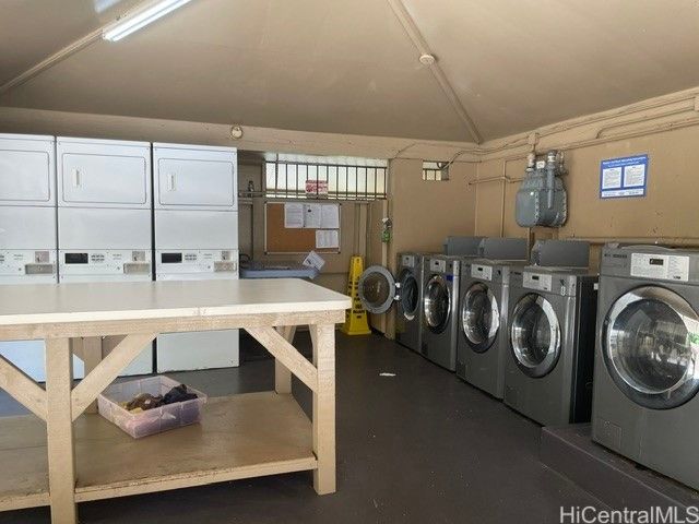 98-080 Uao Place B5, Aiea, HI 96701
