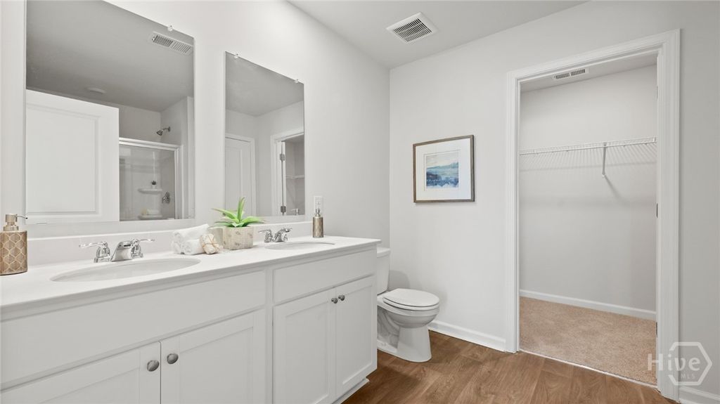 Image 10 of property listing at 110 Lakeside Lane, Rincon, GA 31326