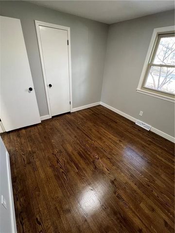 9744 Wallace Avenue, Kansas City, MO 64134