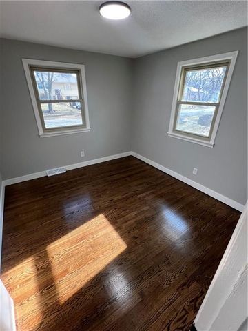 9744 Wallace Avenue, Kansas City, MO 64134