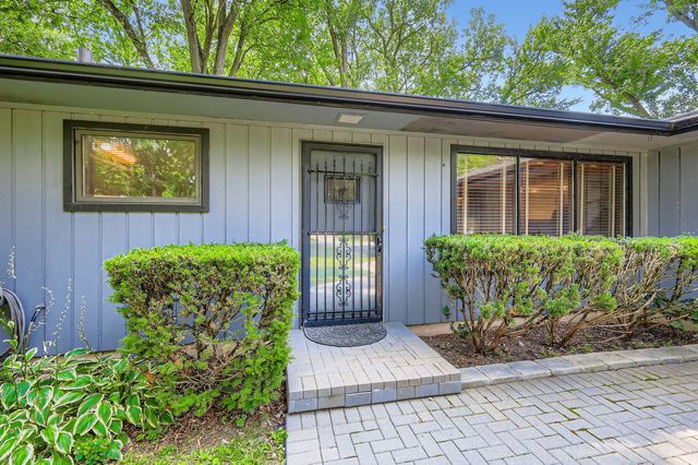 483 W Shady Lane Road, Palatine, IL 60074