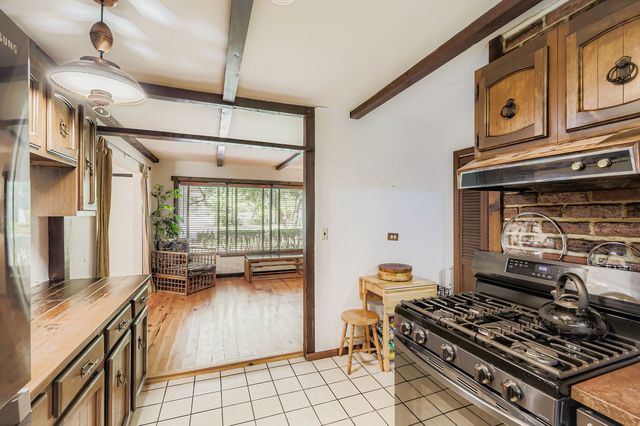 483 W Shady Lane Road, Palatine, IL 60074