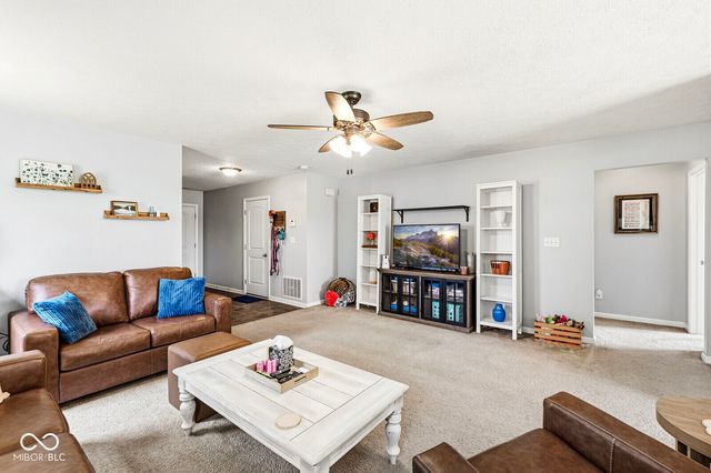 6547 Emerald Ridge Court, Indianapolis, IN 46221