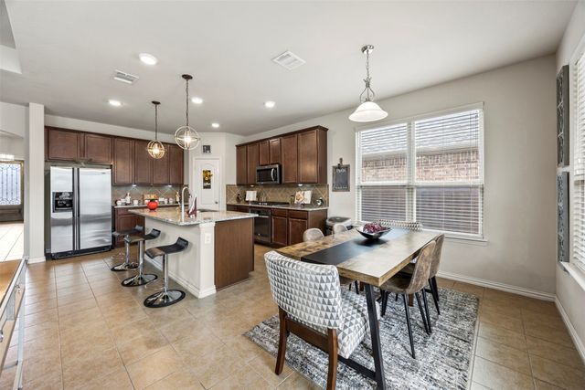 1437 Tanglewood Trail, Northlake, TX 76226