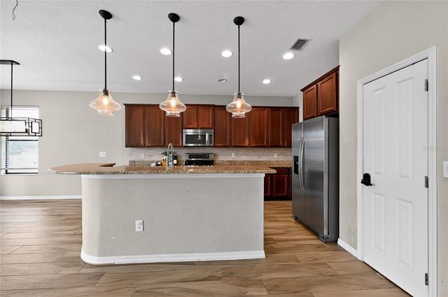 3315 RANCHDALE DRIVE, Plant City, FL 33566