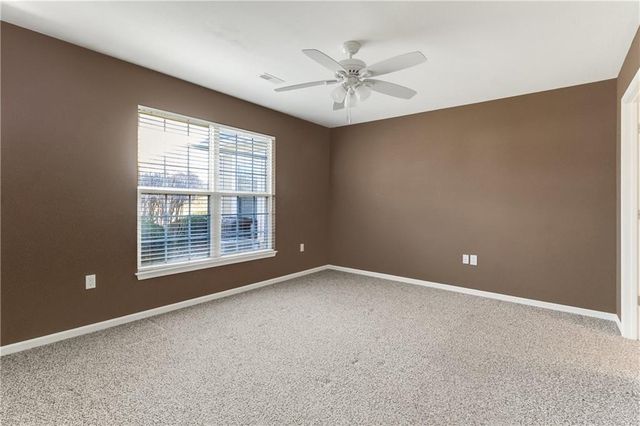 11274 S Pflumm Road, Olathe, KS 66215