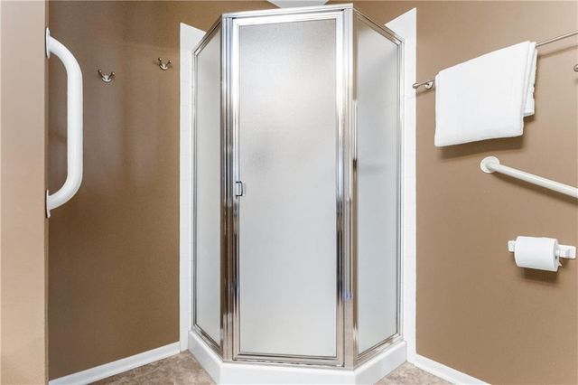 11274 S Pflumm Road, Olathe, KS 66215