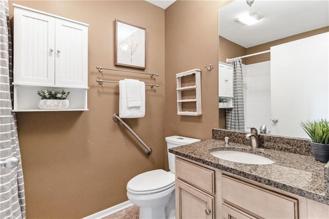 11274 S Pflumm Road, Olathe, KS 66215