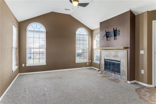 11274 S Pflumm Road, Olathe, KS 66215