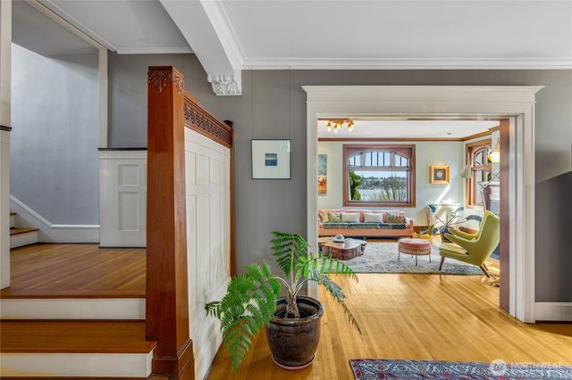 2844 Cascadia Avenue S, Seattle, WA 98144