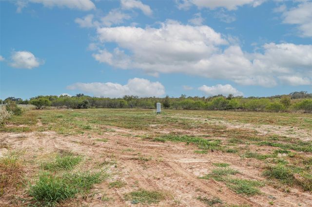 10482 County Road 276, Somerville, TX 77879