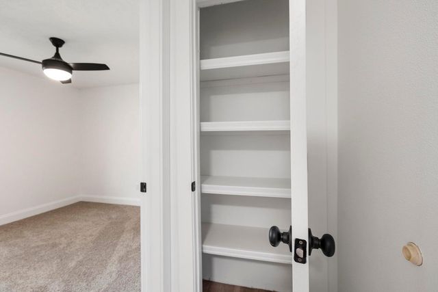 4959 S Mccann Avenue, Springfield, MO 65804