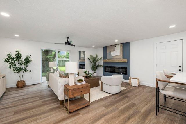 4959 S Mccann Avenue, Springfield, MO 65804