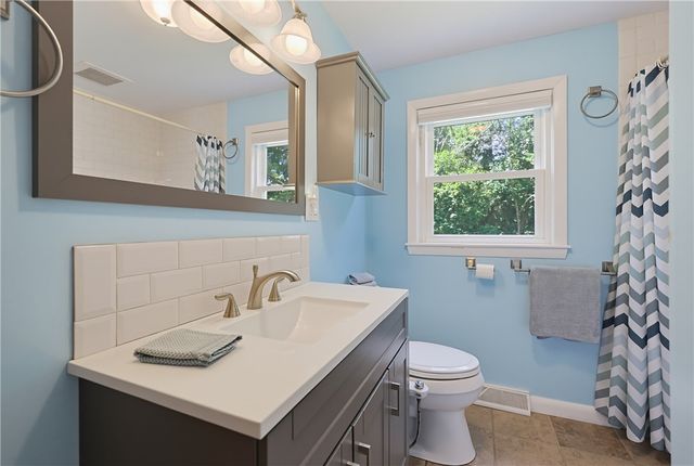 15 Austin Drive, Cumberland, RI 02864