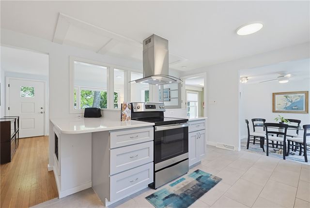 15 Austin Drive, Cumberland, RI 02864