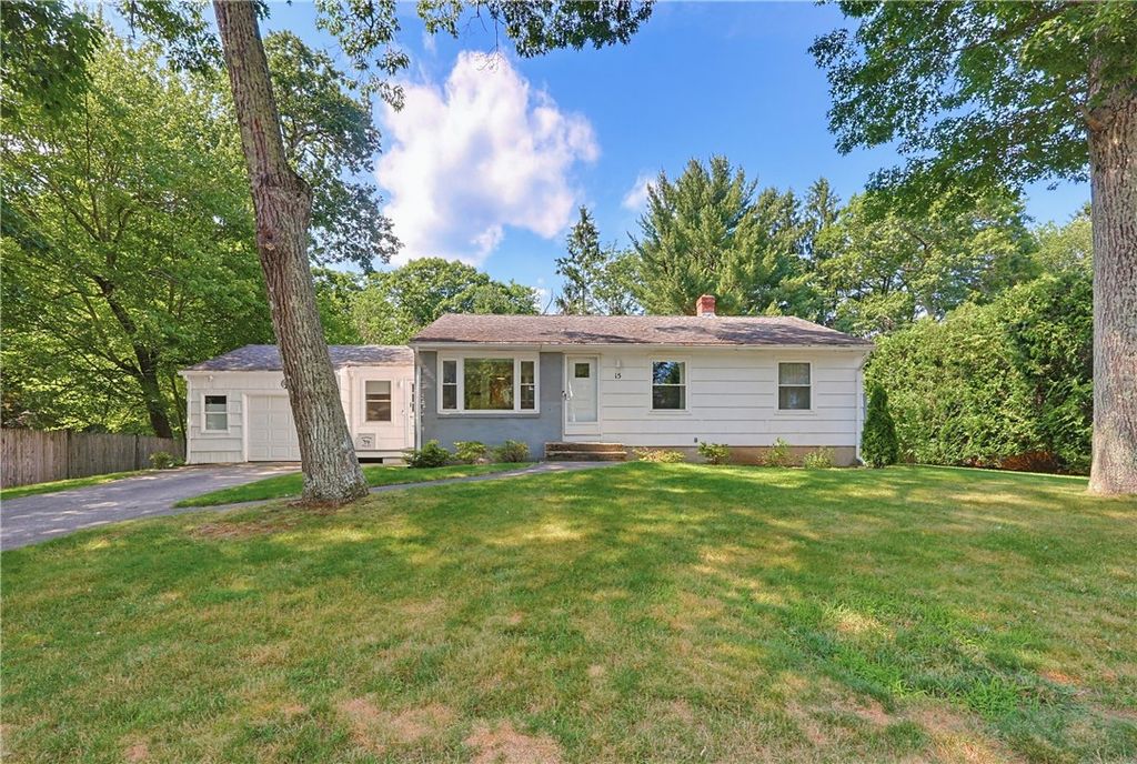 15 Austin Drive, Cumberland, RI 02864