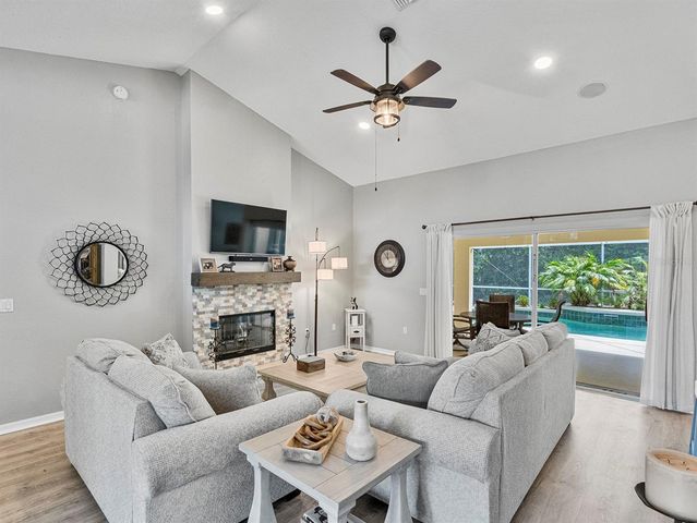 1024 DESTIN DRIVE, Lake Wales, FL 33898