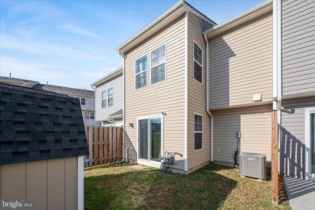 35 MENGEL RD, Martinsburg, WV 25403