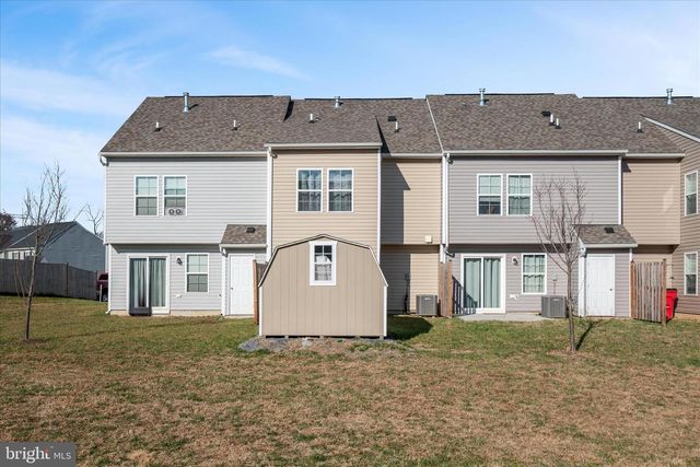 35 MENGEL RD, Martinsburg, WV 25403