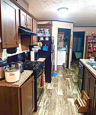 1243 Red Maple Lane, Kalamazoo, MI 49004