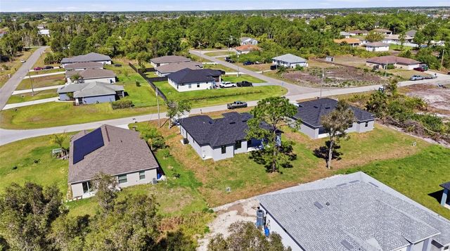 431 PALMYRA AVENUE, Lehigh Acres, FL 33974