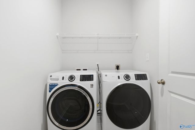 240 Poplar Hollow Drive, Harvest, AL 35749