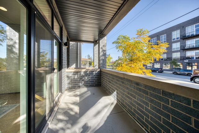 2438 N Western Avenue 1, Chicago, IL 60647